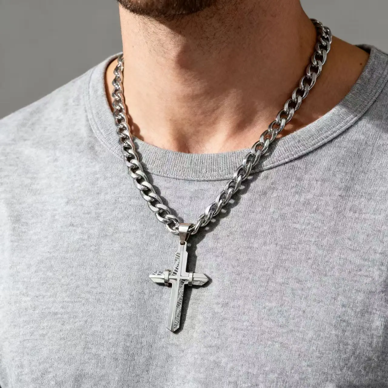 HNSP 316L Edelstahl 3D-Kreuz-Anhänger-Halskette für Herren, religiöser Schmuck, Accessoires – Detail 3