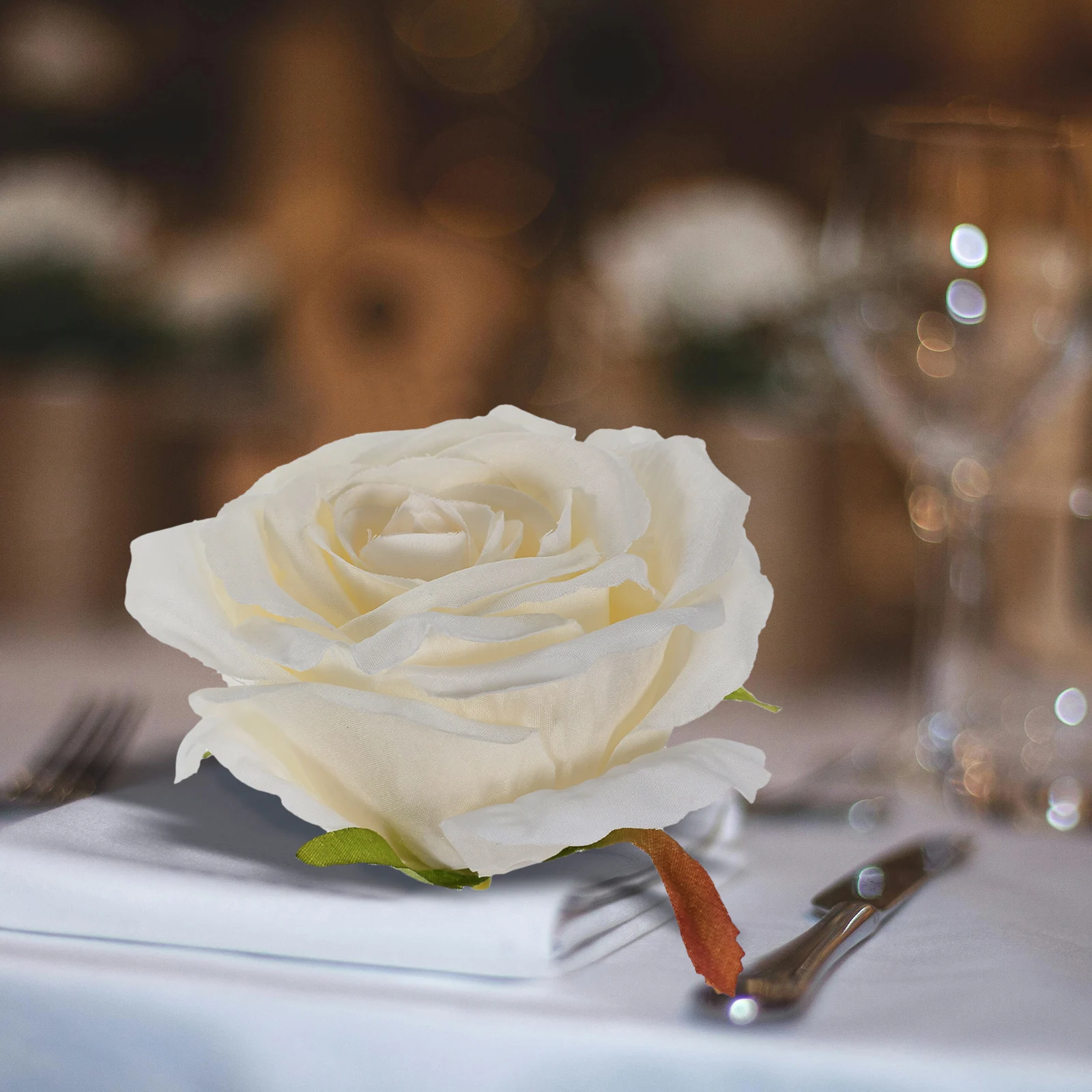 

6pcs Cloth Artificial Roses Table Artificial Roses Heads Centerpieces Heads European Style DecorativeFlowers For Wedding Party
