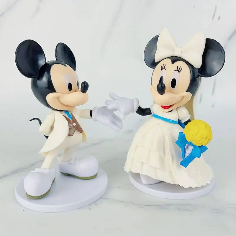 Anime Cartoon Topolino Minnie Action Figure Modello Giocattolo Proposta Decorazione di nozze Ornamento per auto Regalo di Natale per ragazzi e ragazze