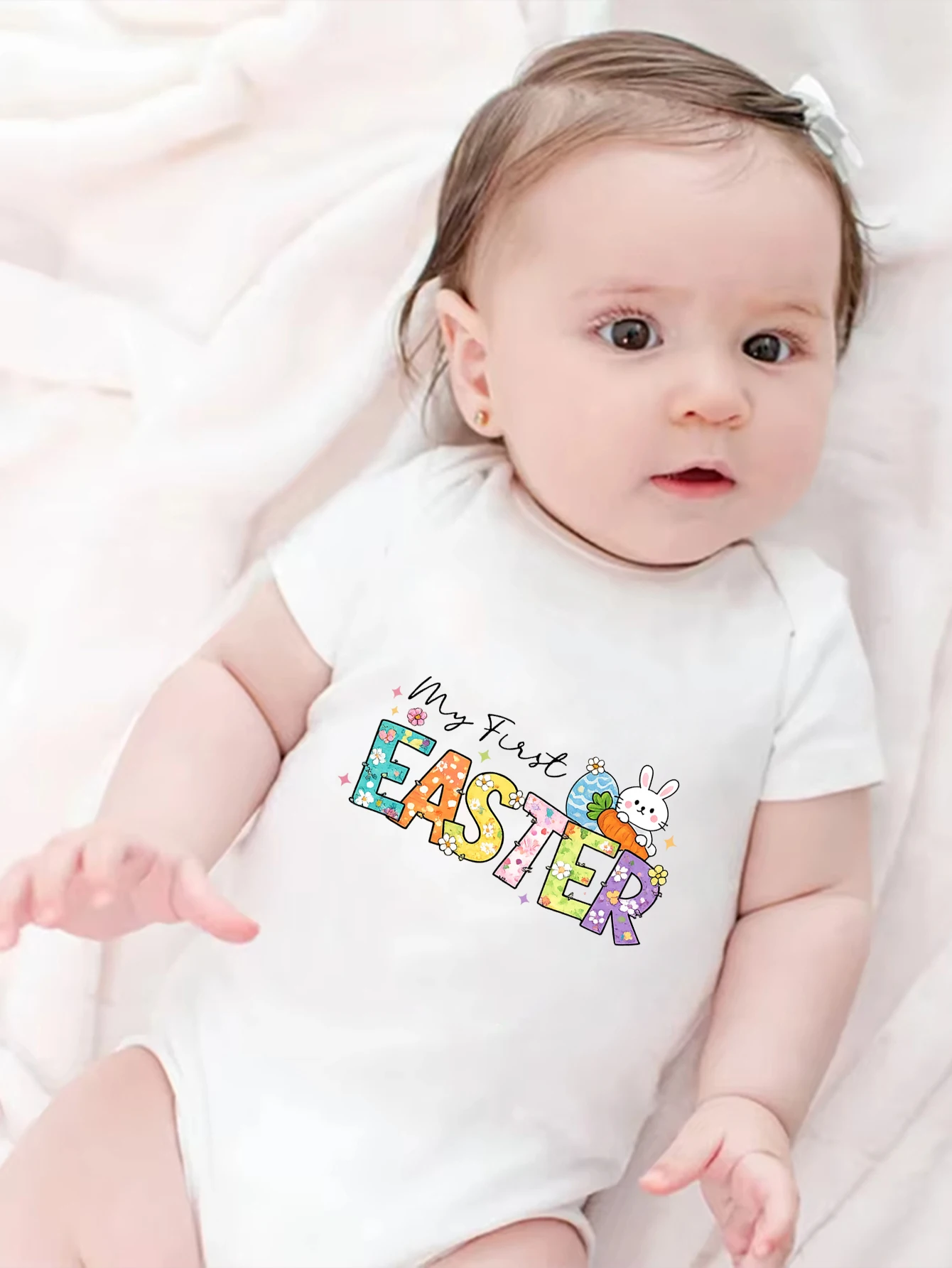 

Пасхальный комбинезон для малышей «Моя первая Пасха 2026» с милым мультяшным принтом кролика, яйца и цыпленка, креативный, универсальный, повседневный, с коротким рукавом, идеальный