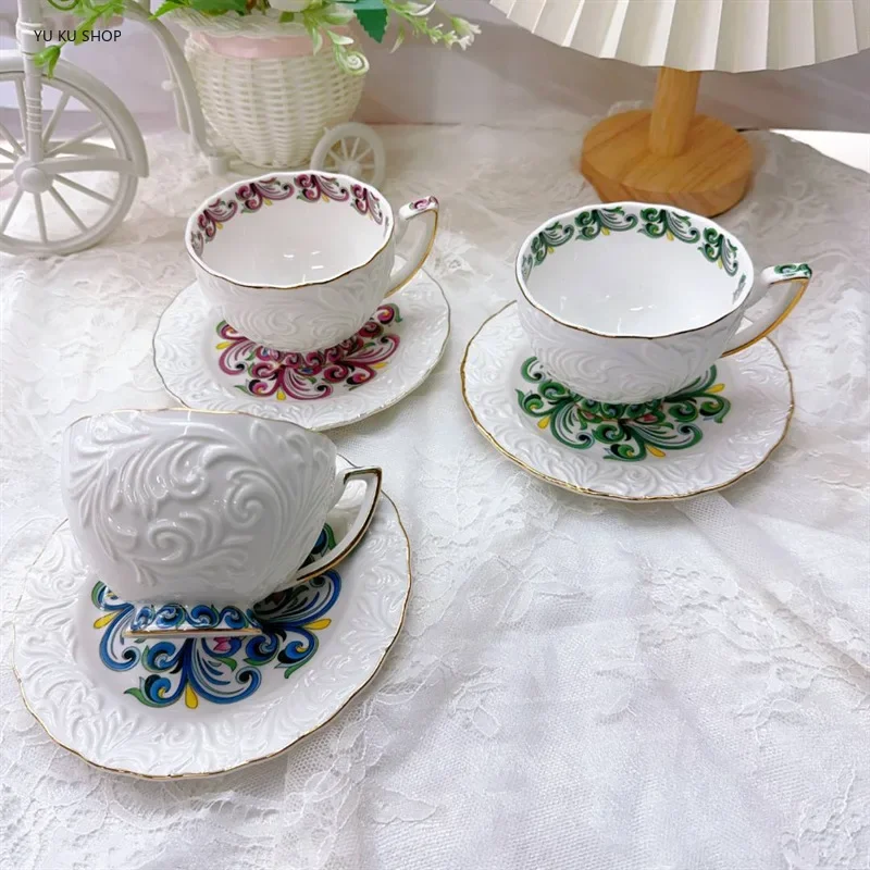 

European Retro Coffee Cup Ceramic Embossed Afternoon Tea Cup Household Flower Teaup Saucer Dining Bar Mug Drinkware Cool Cups