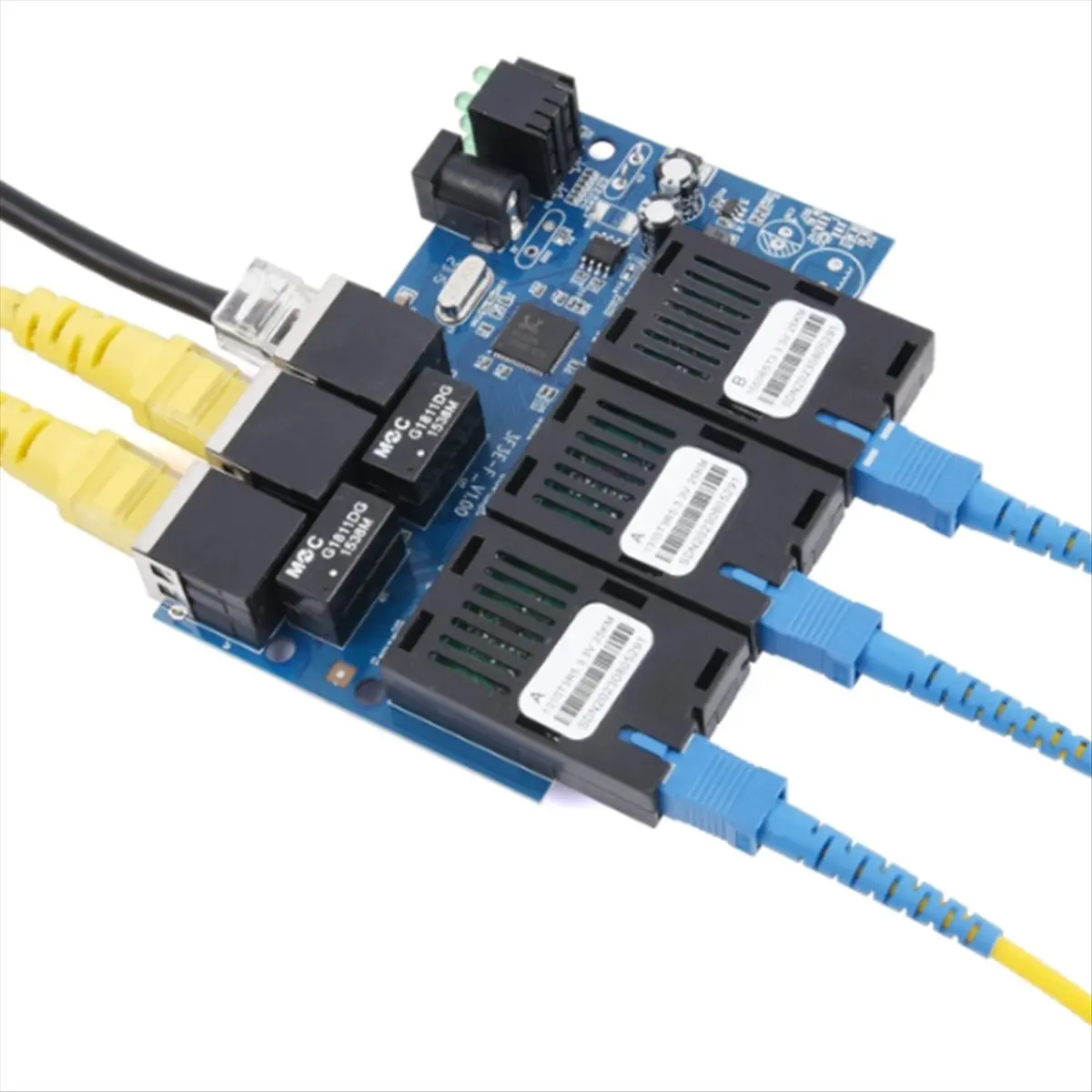 AU47-100M PCBA Board Fiber Optic Media Converter 3 RJ45 to 3 SC Optic Connector 20KM Ethernet Switch 1310nm/1550nm 2A+1B Port