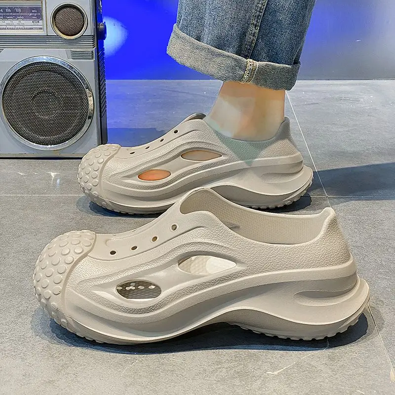 

Повседневная обувь с закрытым носком, пляжная обувь большого размера, тренд 2024, уличные мужские сандалии, новые летние модные дизайнерские мужские туфли по низкой цене