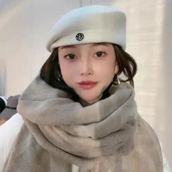 New Classic Ladies Berets Fancy Wool Felt Warmer White Black Autumn Winter Painter Hat Retro Versatile Women Fascinator Fedoras