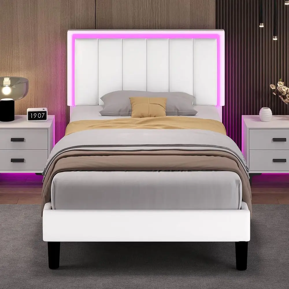 

Двуспальные кровати с обивкой, RGB-подсветкой, деревянными ламелями, простой сборкой, бесшумные, белые.