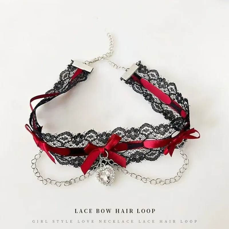 Gothic Lace Heart Pendant Necklace Black Choker Collarbone Chain Minimalist Indie Jewelry Dark Statement Necklace for Women