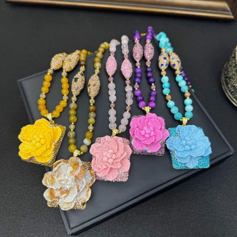 

Original Design New Large Rose personalized Necklace Baroque Pearl Sweater Chain Handmade Jewelry Wholesale
