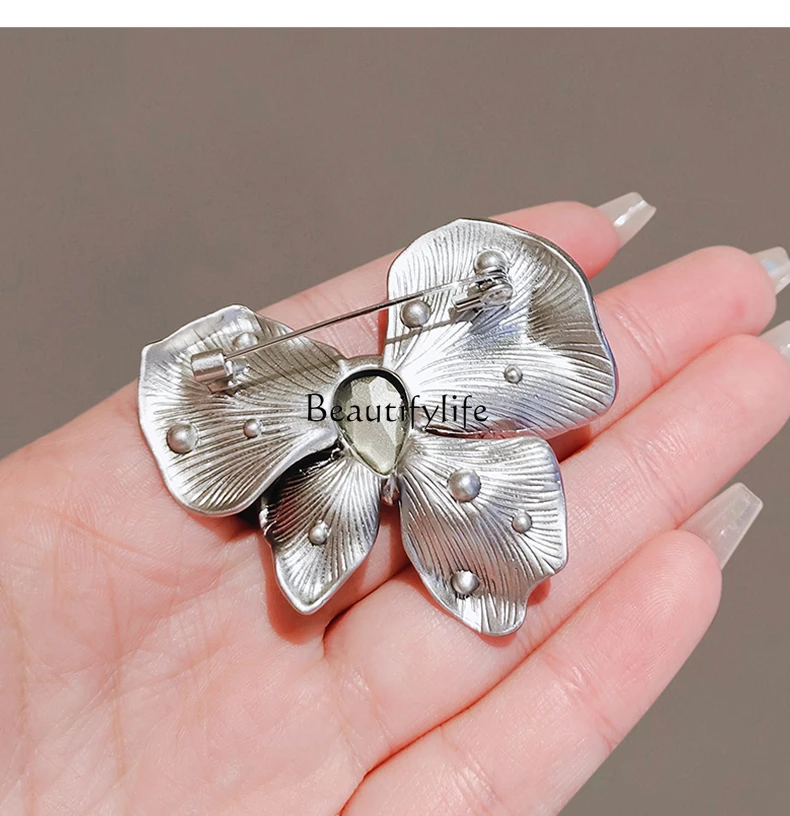 Personalized crystal butterfly high-end femininity suit coat corsage sweater accessories