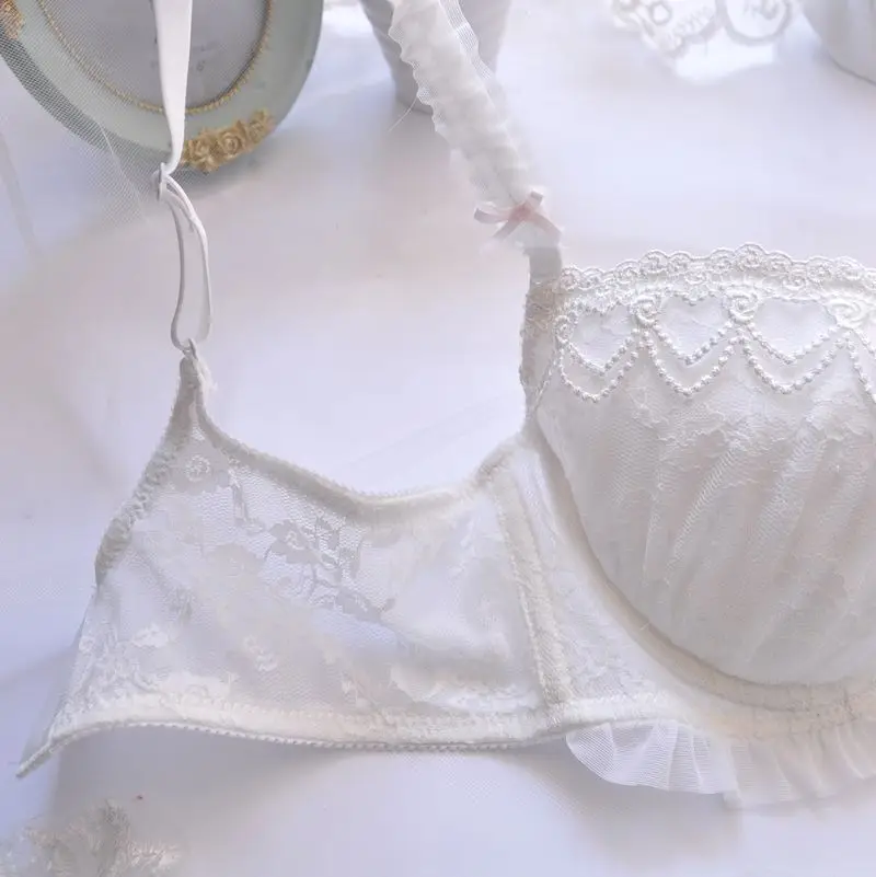 Japanese Girls Brief Sets Cute Gathering Sexy Underwear Set Women\'s White Bra Set Water Soluble Embroidery Thin Cup