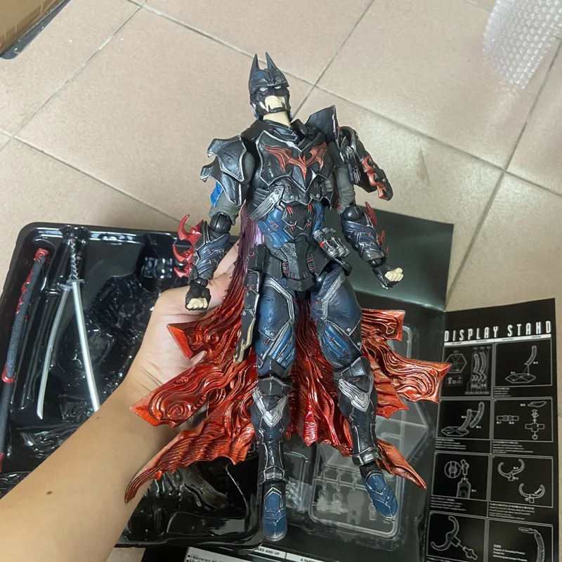 Play Arts Kai Marvel Bushido Batman Action Figure 2017 Play Arts BUSHIDO BATMAN 27 cm Modelo colecionável Brinquedos Presentes para namorado