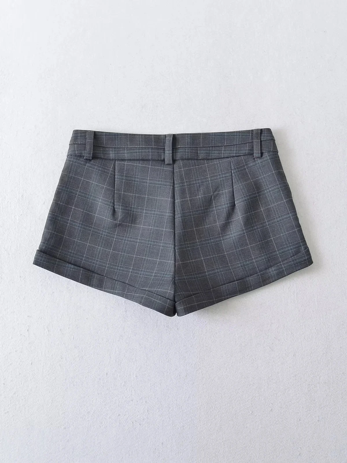 アメリカンレトロチェック柄スーツショーツ女性夏の新しいカジュアル痩身多用途カフスAラインホットパンツ通勤スタイルボタンウエスト