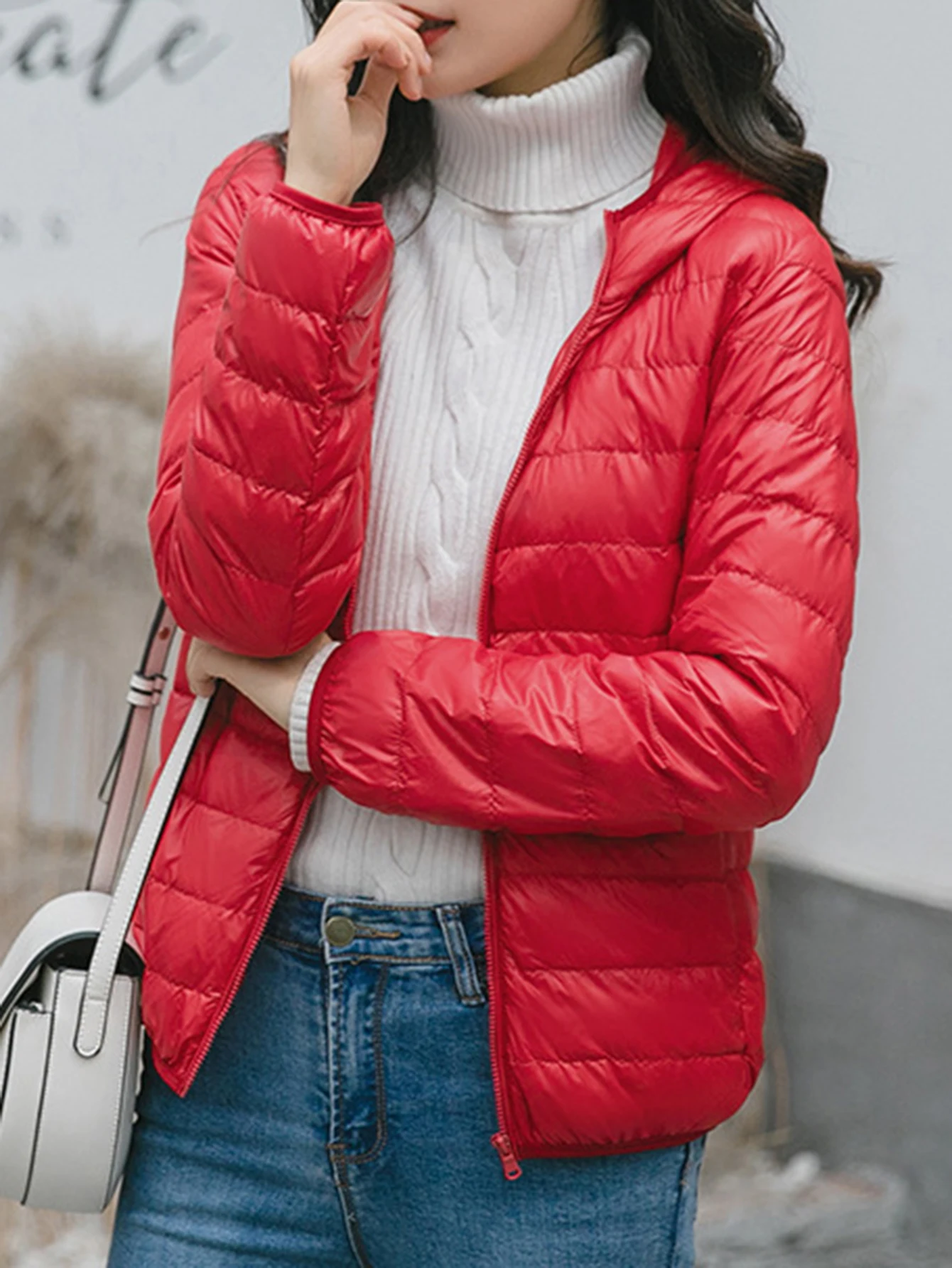 2025 여성 겨울 패션 짧은 초경량 패커블 패딩 코트 여성용 다운 따뜻한 한국 슬림 핏 다운 코트