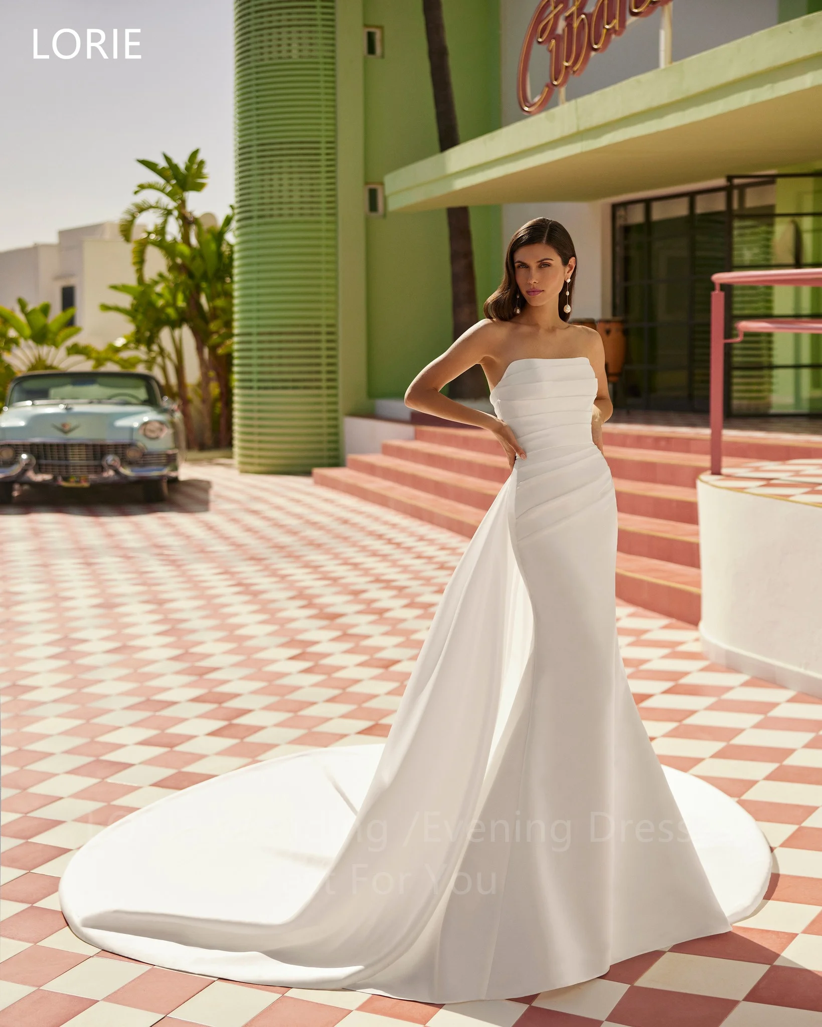 ชุดแต่งงาน LORIE Chic Stain แบบเกาะอกทรงเมอร์เมดประดับดอกไม้ ชุดราตรีเจ้าสาวแบบจีบยาวลากพื้น สามารถสั่งตัดได้