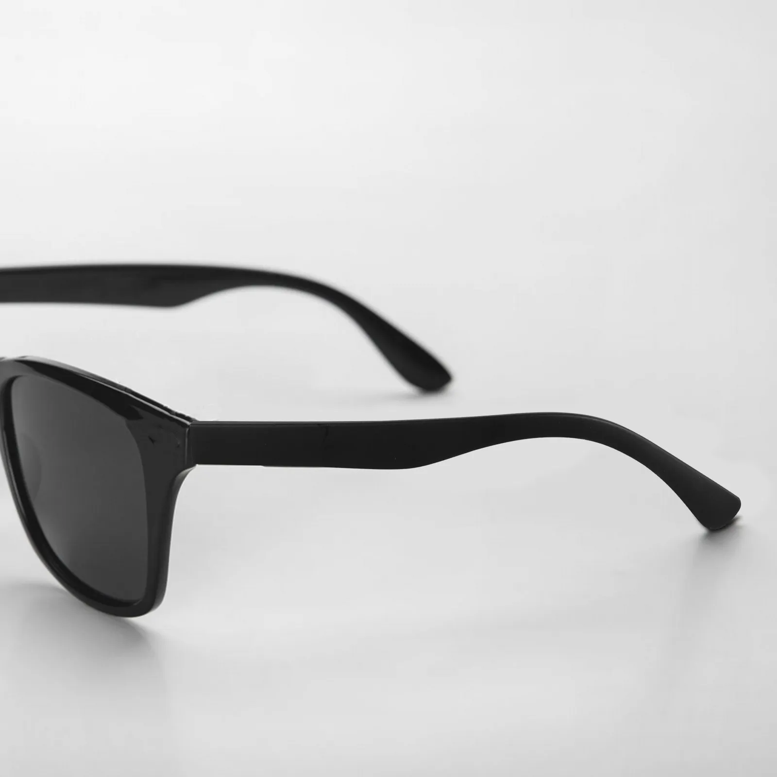 

1Pair Universal Glasses Replacement Temples Strong Metal Eyeglass Arm Parts Repair Solution for Reading Sunglasses Secure Fit