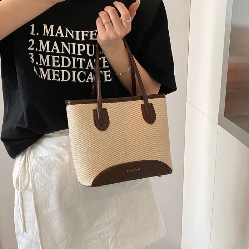 

High-End Women's Simple Vintage Leather Shoulder Bag Paris Fashionable Elegant Ladies Casual Crossbody Bag