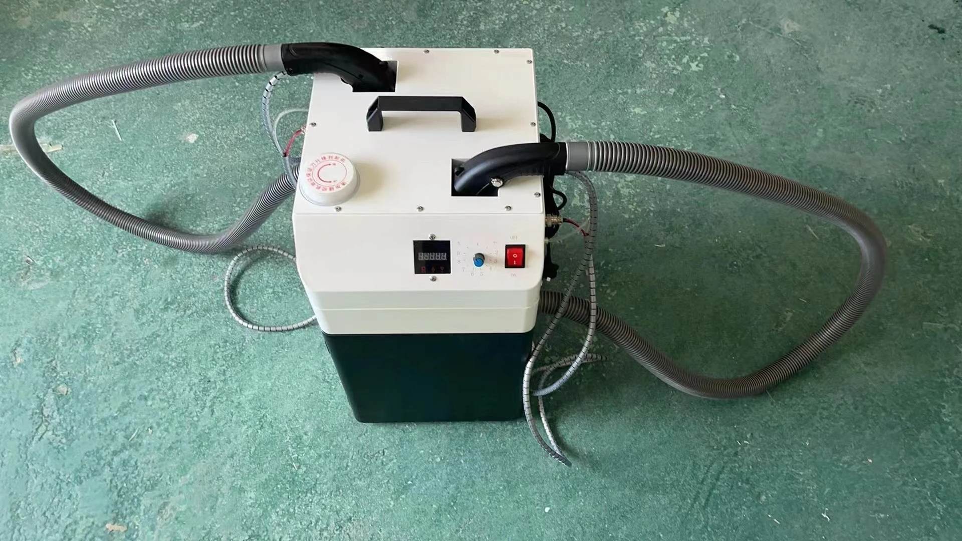 Double head double motor thread cutting machine brushless