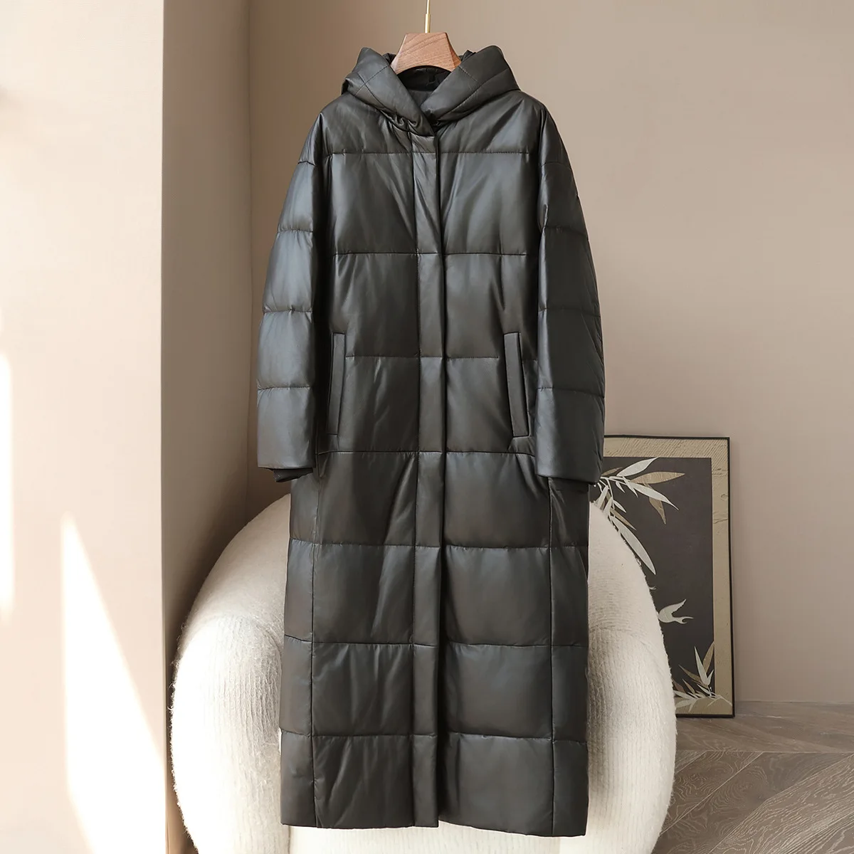 

Spring 2025 Hooded Leather Down Fashion New Item Knee Length Warm Goose Down Jacket for Women