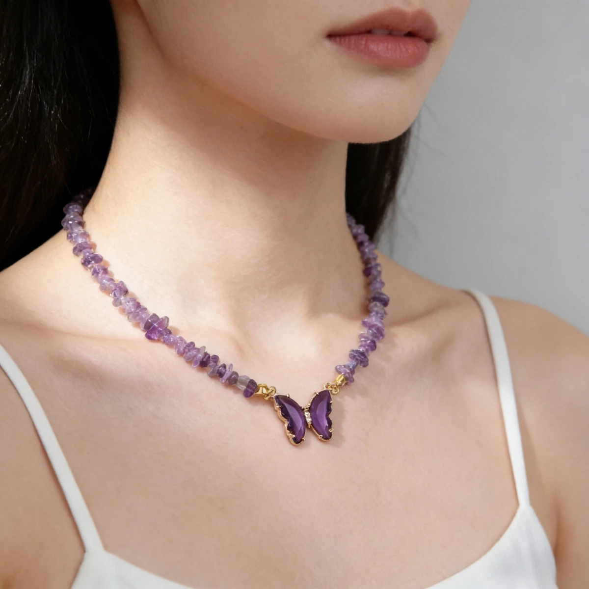 

5Pieces Hot Sale Natural Stone Gravel Beads Women's Necklace Simple Versatile Butterfly Gem Sweater Necklace Women's Gift