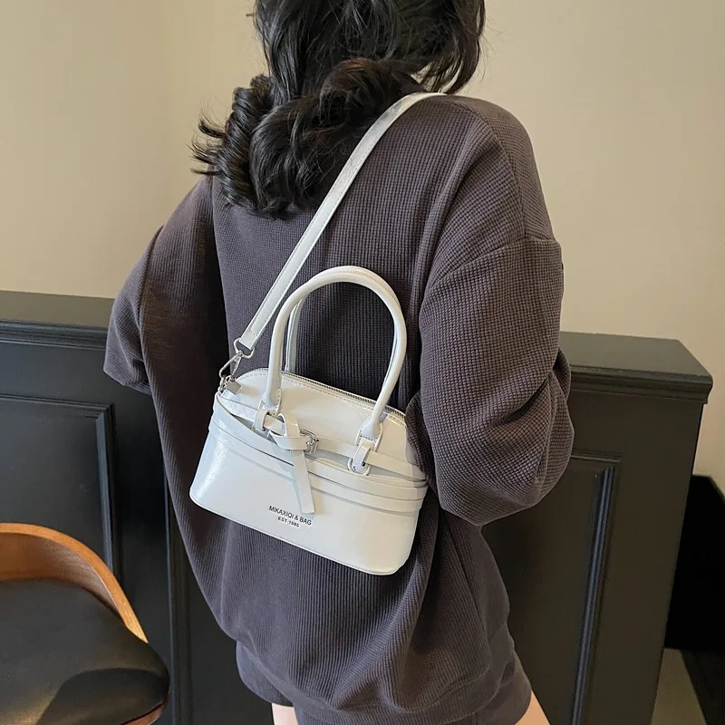 

​​Minimalist Crossbody Bag for Women Small Square Shoulder Purse Vintage Style Luxury Top Handle Casual Outfit Versatile Use​​