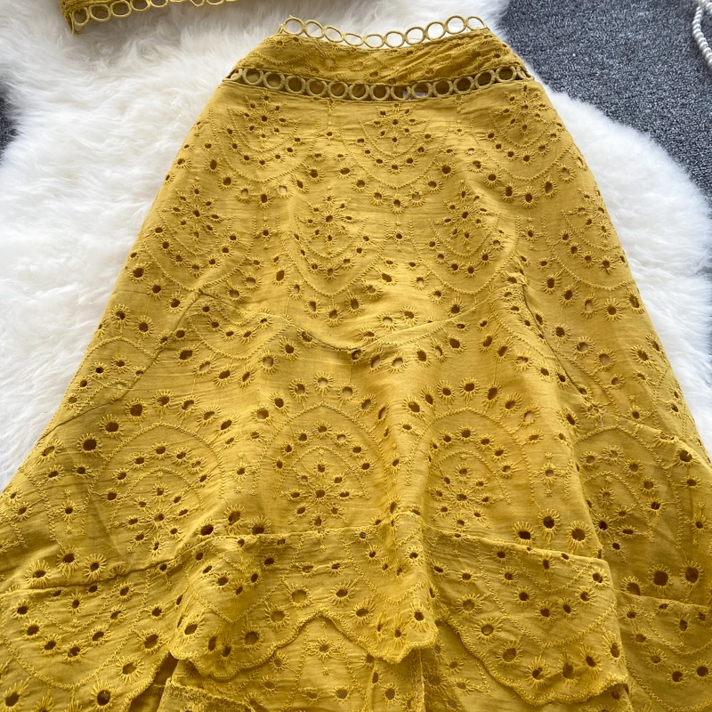 Summer Bohemian Hollow Out 2pcs Set Women Sexy V-Neck Spaghetti Strap Short Tops + High Waist Ruffle Mini Skirt Female Suit 2022