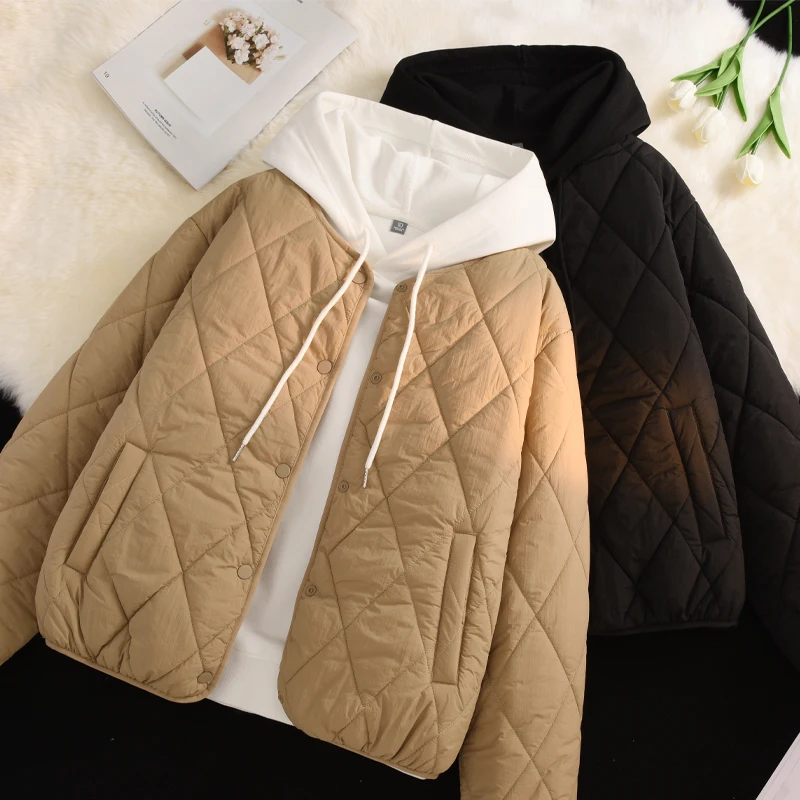 เสื้อแจ็คเก็ตผ้าฝ้ายเบาสบายสำหรับผู้หญิง YESUNION รุ่นหลวมสบาย ใส่ได้ทั้งฤดูใบไม้ร่วงและฤดูหนาว น้ำหนักเบาพิเศษ ไม่มีปก ติดกระดุมแถวเดียว แฟชั่นเสื้อคลุมกันหนาว