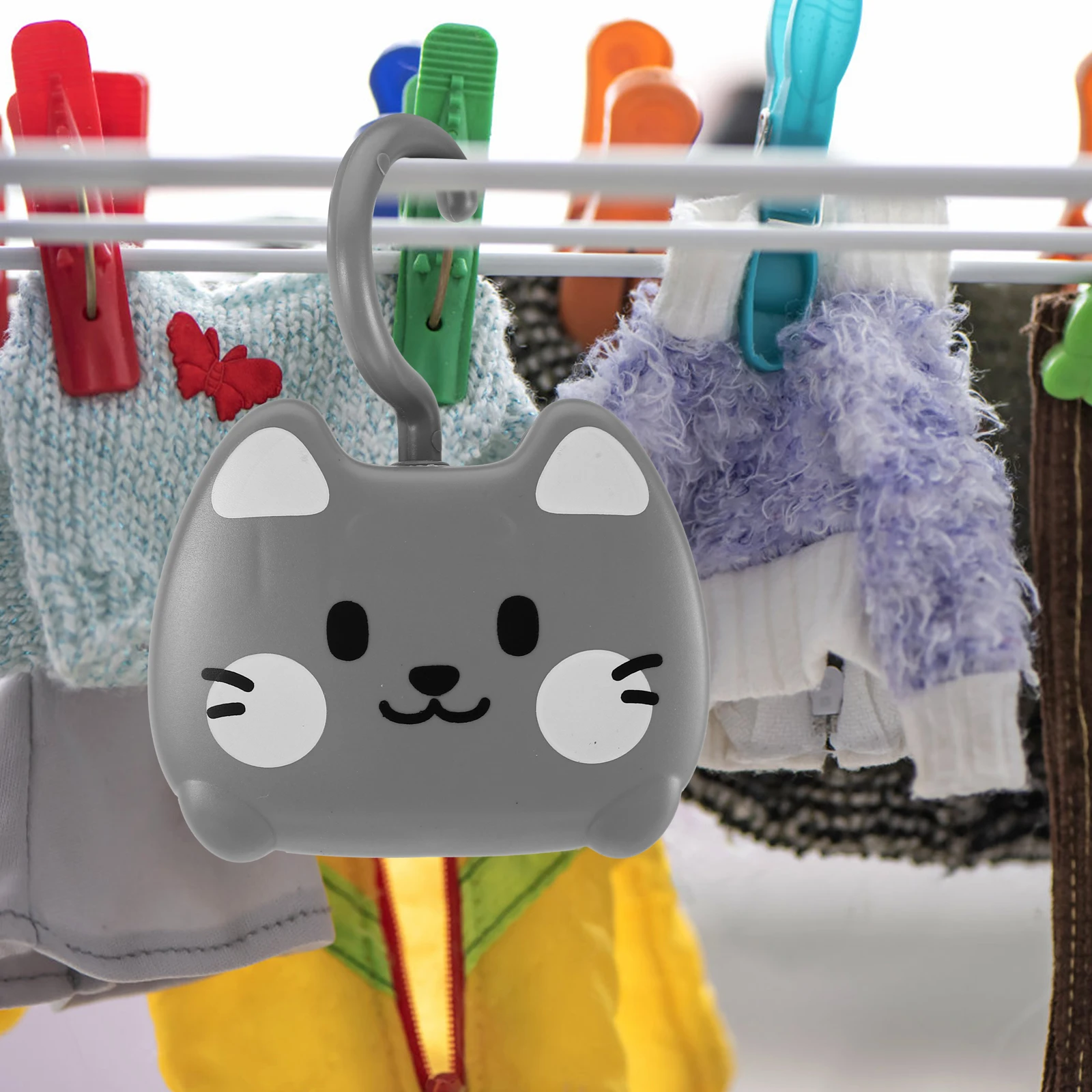 

Cute Cat-Shaped Hanger Clips Plastic Clothes Laundry Hangers For Pants Towels Socks Space-Saving Closet Organizers Thickened