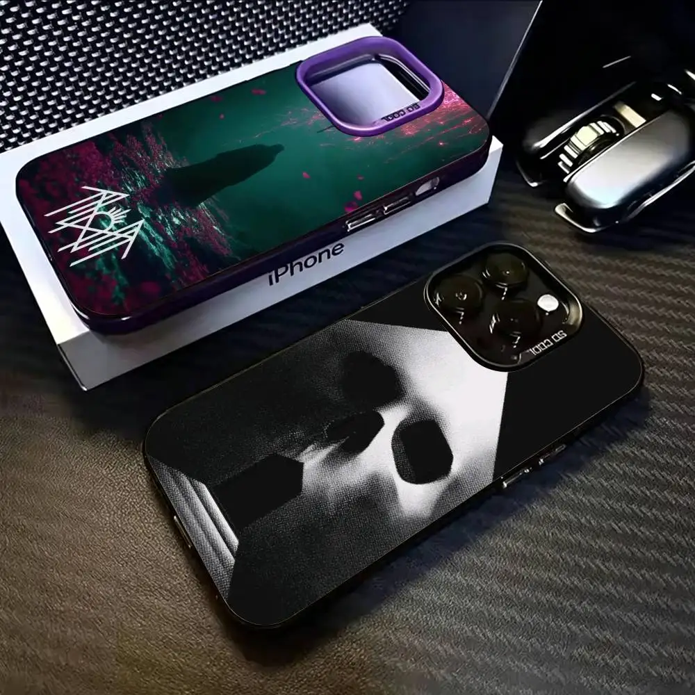 

Movie N-Nosferatu Phone Case For iPhone 17,16,15,14,13,12,11 Plus,Pro Max,XS,Colored Silver Plated Inside Cover