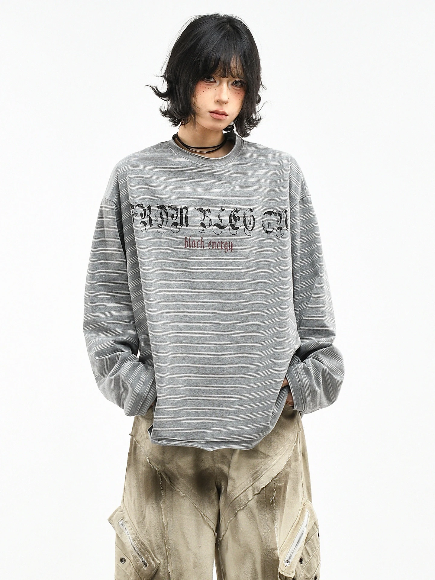 

OV Original American Retro Striped Letter Print Long Sve T-irt Women's Loose Casual Base Layer Top for Spring And Couples