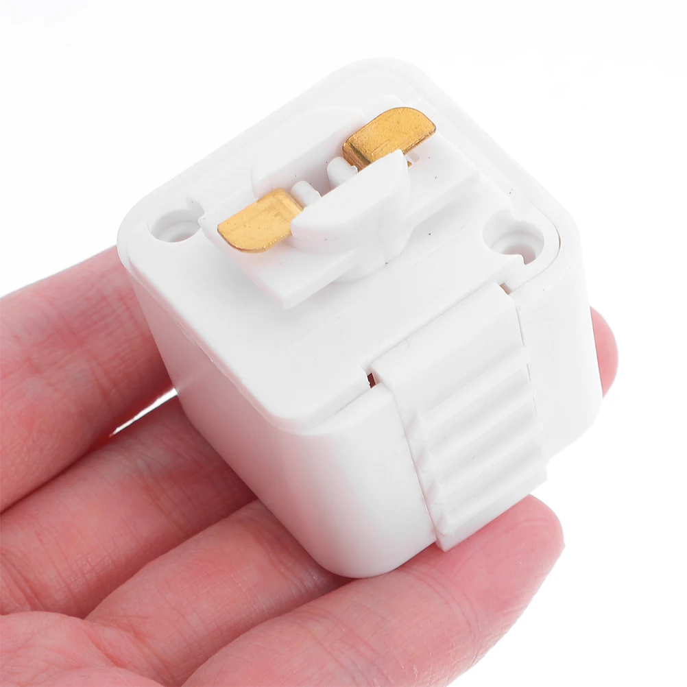 

2pcs Track Light Adapter Rail Connector LED Strip Socket Office Home 2 Wire Universal Chandelier Connector Wall Ceiling Mount