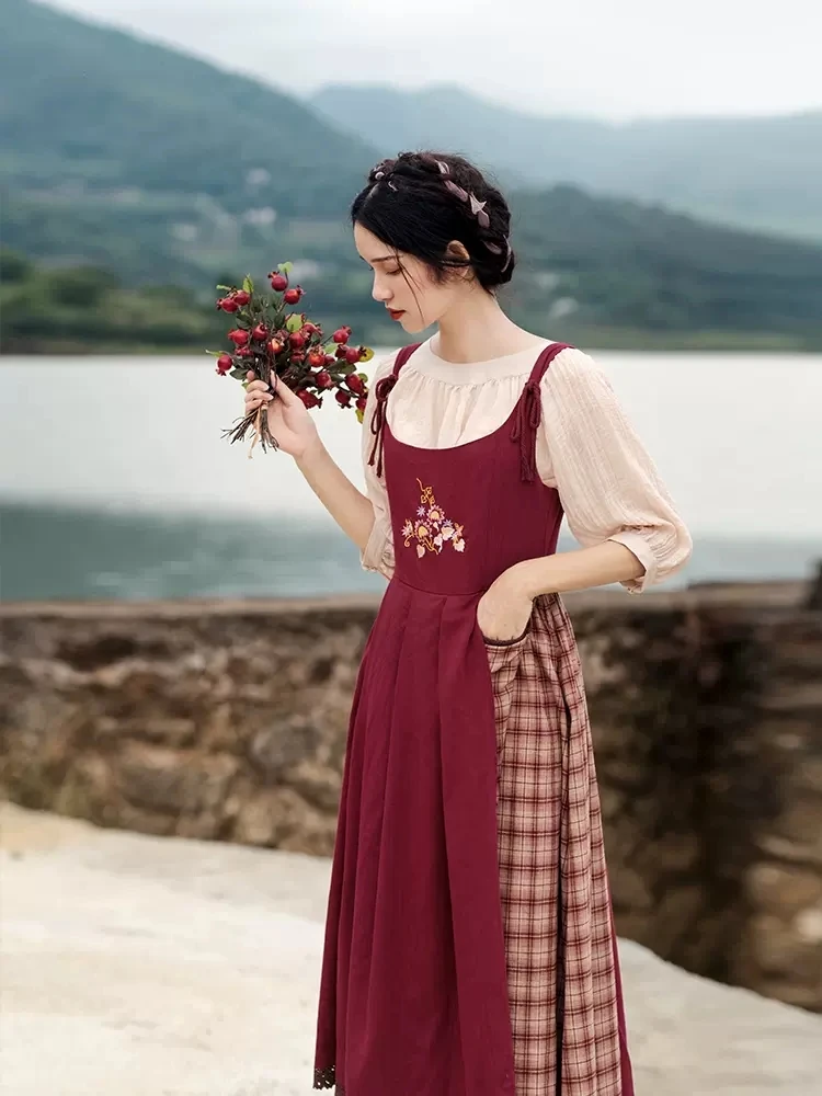 Spring Autumn Women European Vintage Floral Embroidered Plaid Patchwork Slim Waist Comfortable Red Maxi Dresses