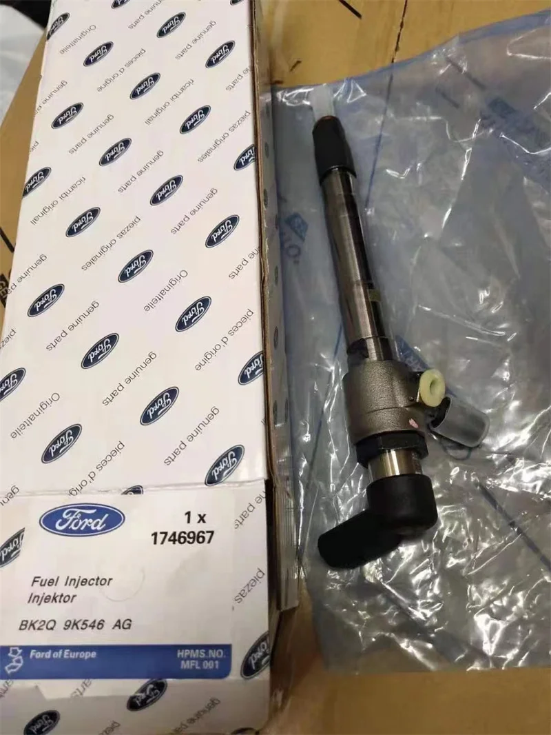 Original New BK2Q-9K546-AG BK2Q9K546AG Common Rail Fuel Injector CK4Q-9K546-AA Ford For diesel engine BT-50, Siemens VDO
