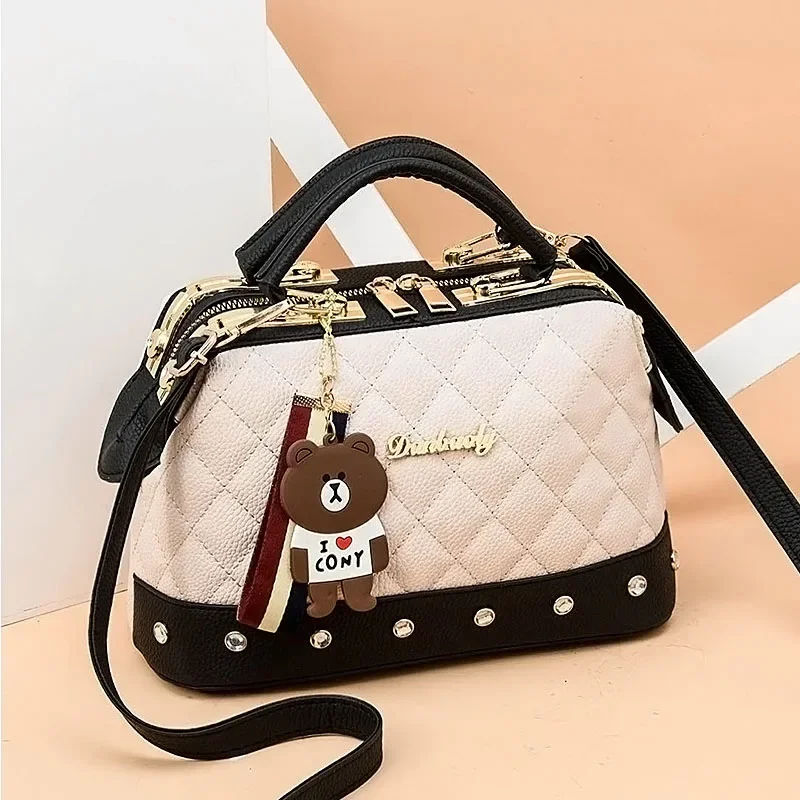 2024 New Fashion Women's Top Handle Bag with Cute Bear Jewelry Crossbody Bag