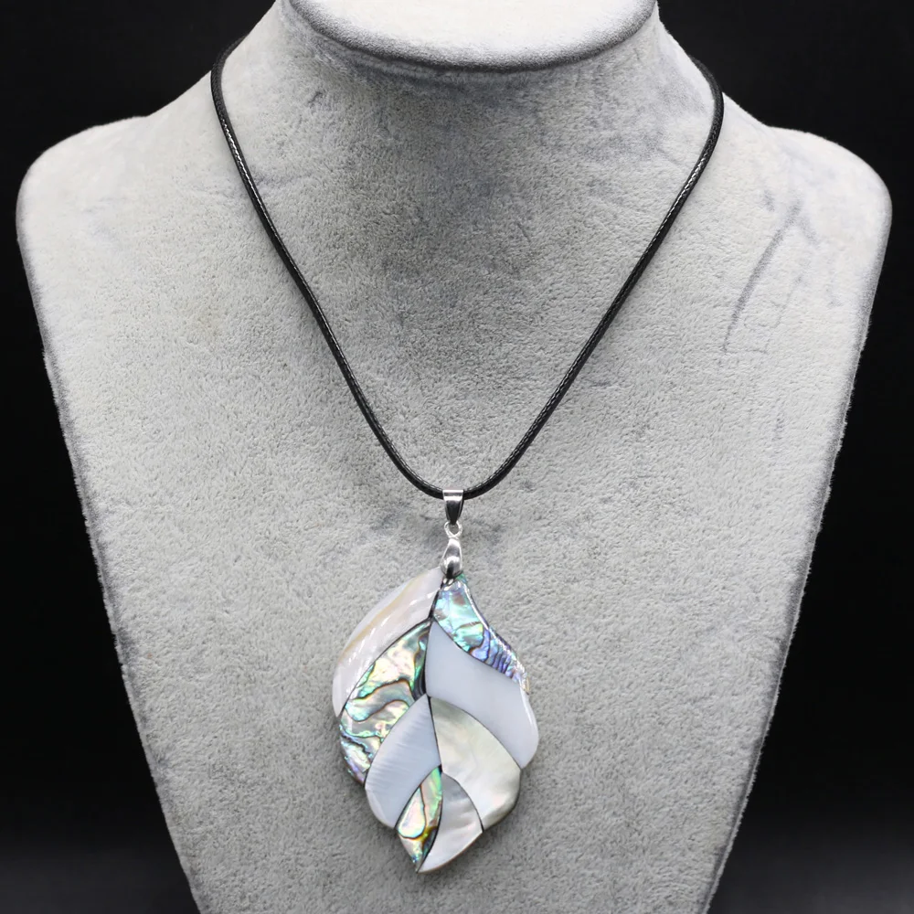 

Natural Shell Pendant Necklace Leaf Shape Natural Shell Pendant Charms for Making DIY Jewerly Accessories 35x48mm Length 45cm