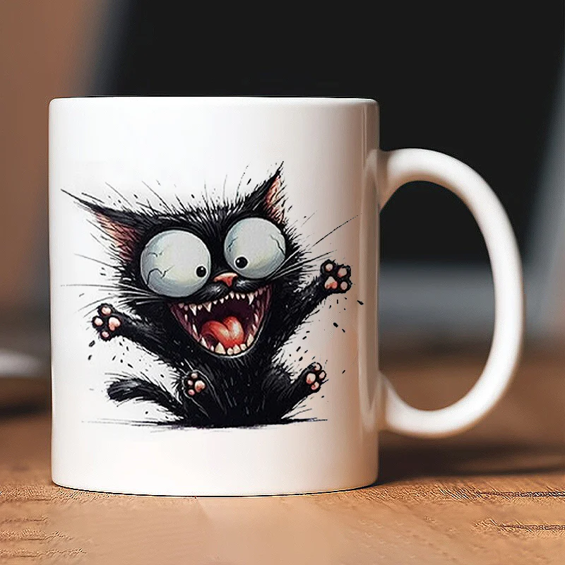 

1pc A cat lover's delight, this white ceramic coffee mug is dishwasher safe and a great gift for coffee, tea, and cat lovers.