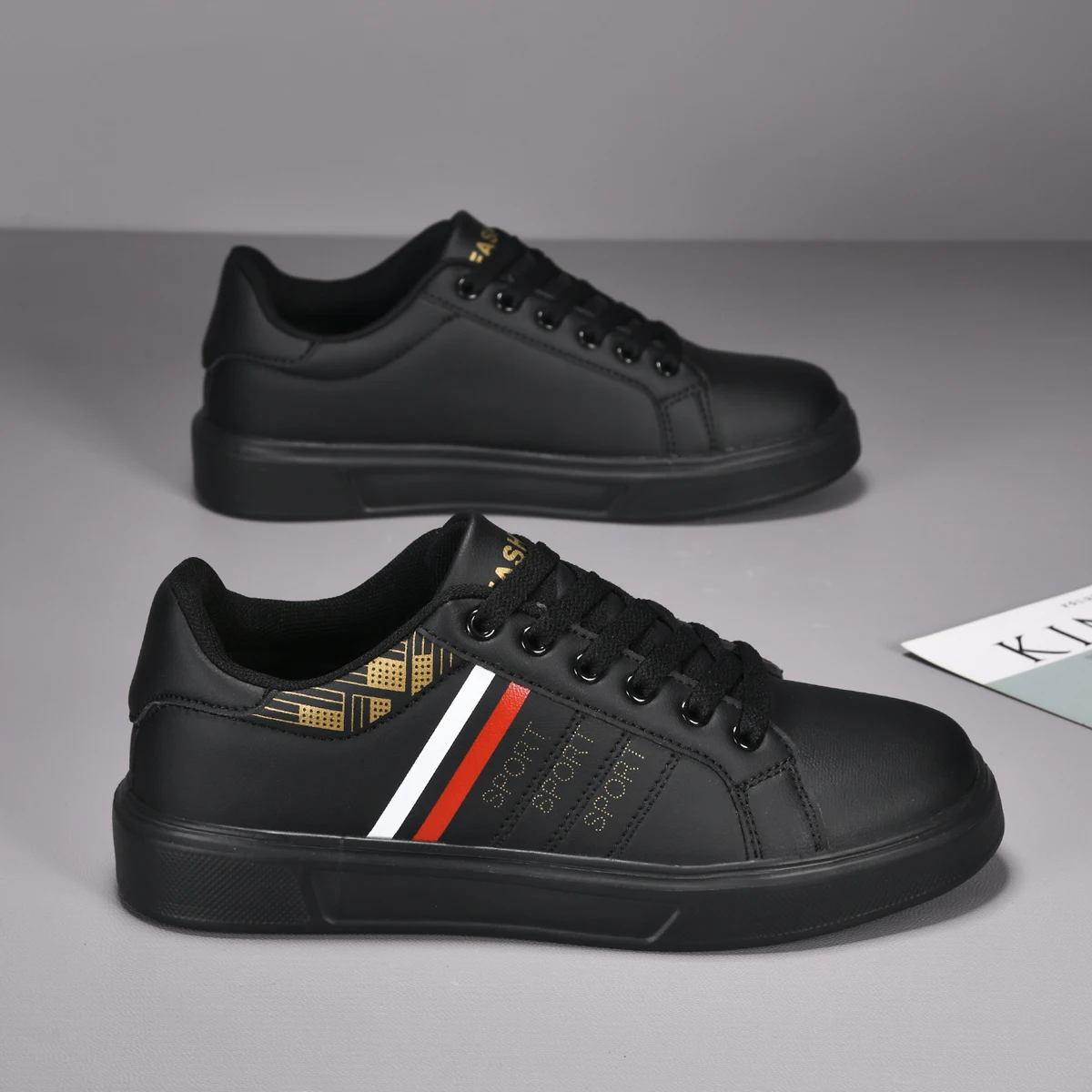 Baskets Blanches en Cuir PU pour Homme et Femme, Chaussures de dehors Décontractées, Légères, Respirantes, Unisexes, Plates, Skateboard, Tennis
