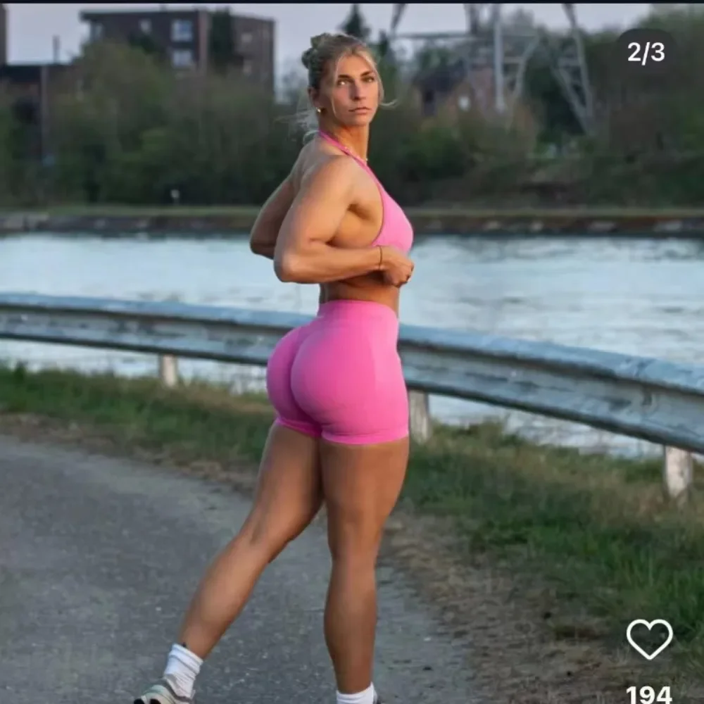 

Летний бесшовный комплект для йоги и пилатеса, женская спортивная одежда, спортивные шорты, спортивный бюстгальтер на шнуровке, комплект из 2 предметов, спортивный костюм с открытой спиной, комплект для фитнеса