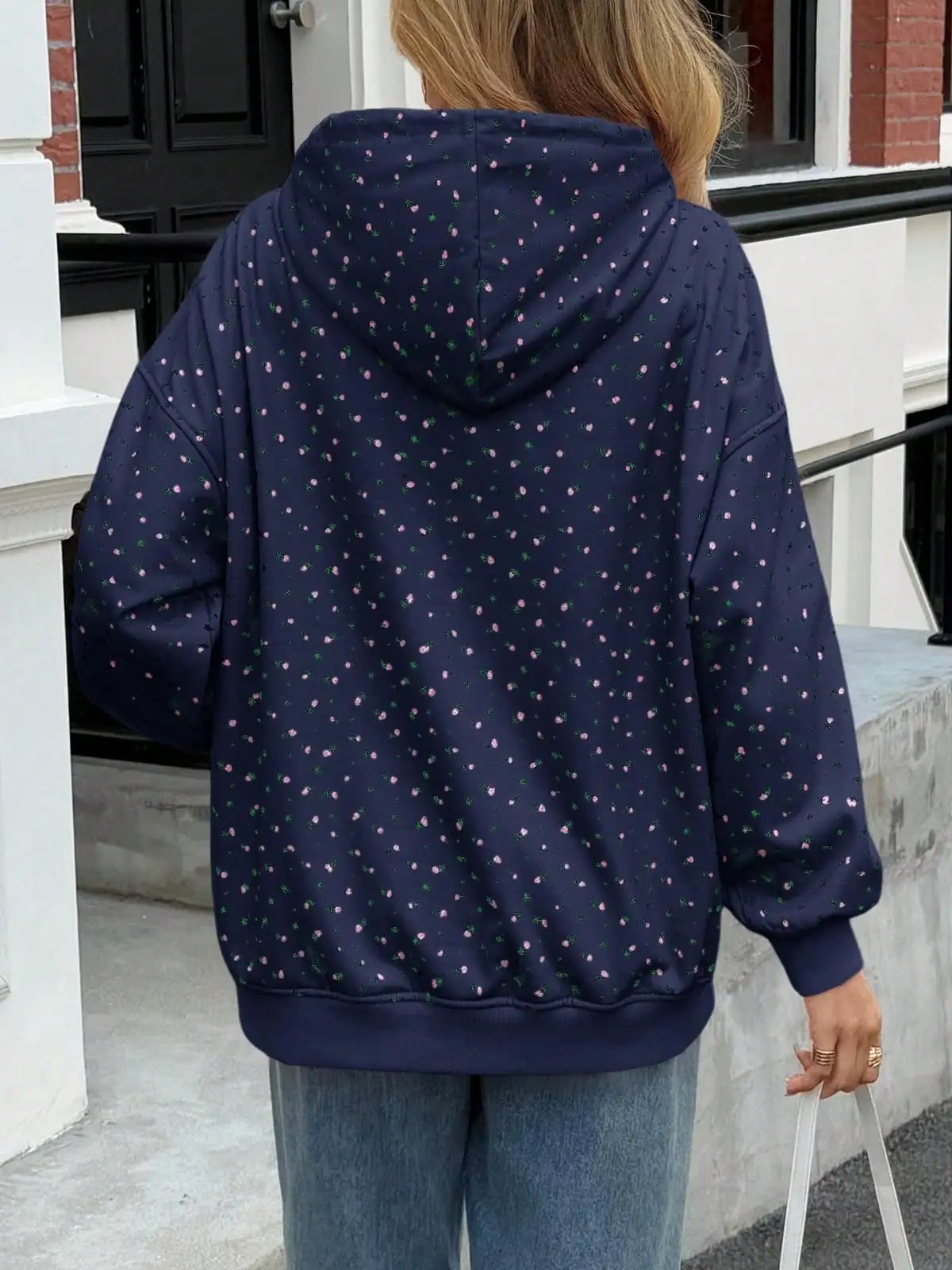 Sweat à capuche surdimensionné à imprimé floral Fisoew |   Pull graphique léger avec poche |   Sweat-shirt streetwear décontracté |   Vêtements d'automne