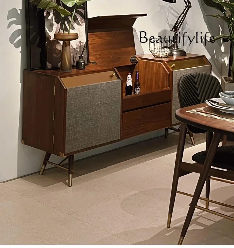 يمكن تخصيص خزانة جانبية لتناول الطعام من خشب الجوز الأسود في أمريكا الشمالية من hI X كخزانة تلفزيون، وقفل فاخر من الخشب الصلب بالكامل