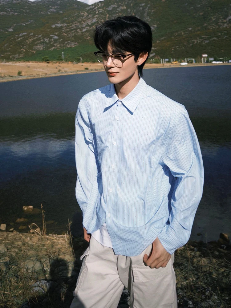 

Light Blue Vertical Striped Long Sleeve Shirt for Men Spring Fashion High-End Design Sense Rhinestone Casual Style Boy's Shirt