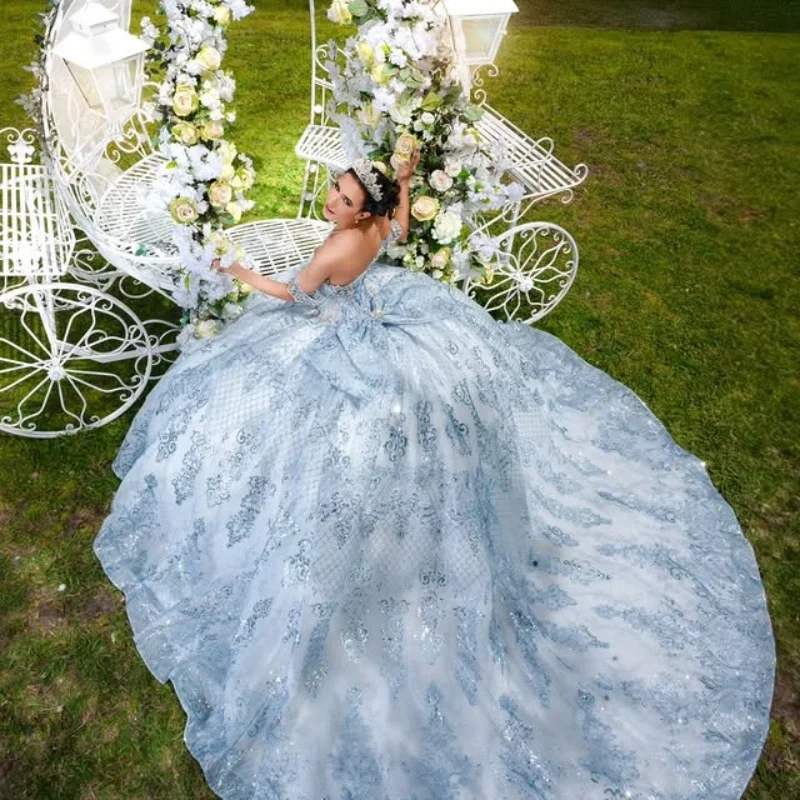 Personalizado brilhante água azul quinceanera vestido fora do ombro lantejoulas apliques flor arco de cristal vestidos de 15 quinceanera