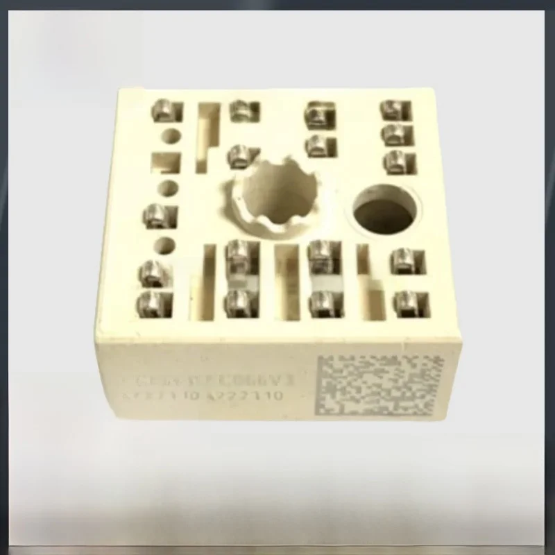 

SKiiP01NEC066V3 SKiiP02NEC066V3 SKiiP03NEC066V3 IGBT Module New Original