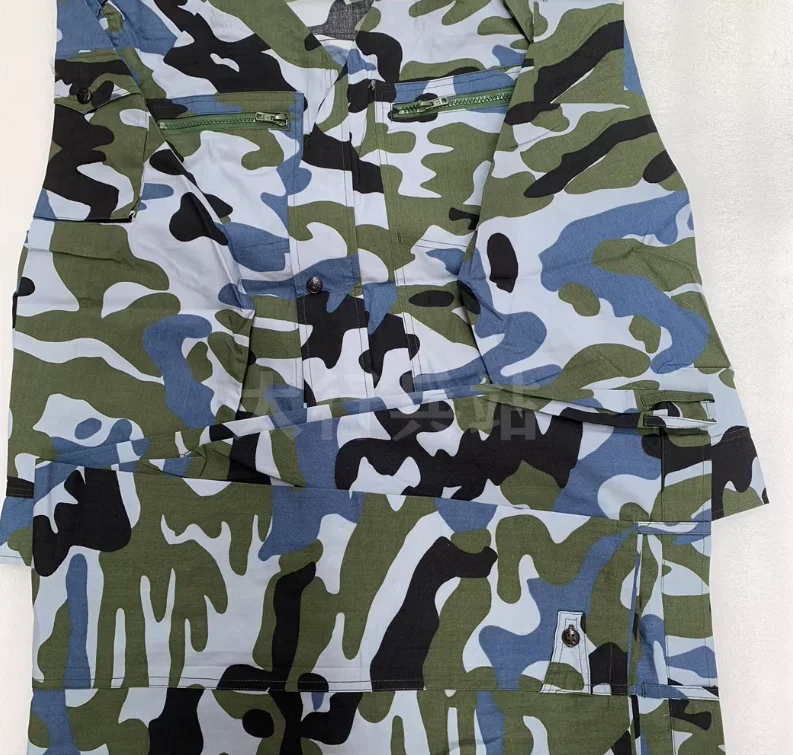 

Китайская камуфляжная форма Ocean Blue 99 включает брюки-куртку