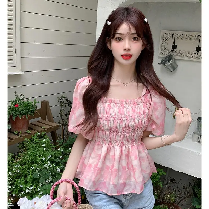 

2025 French Sweet Square Neck Floral Waist Slimming Short Sleeve Blouse