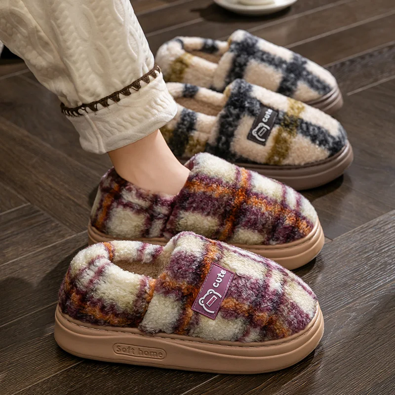 شباشب منزلية داخلية بتصميم جديد لخريف/شتاء مع حشوة من الفرو ونعال سميكة ومضادة للانزلاق وملابس خارجية من القطن #5