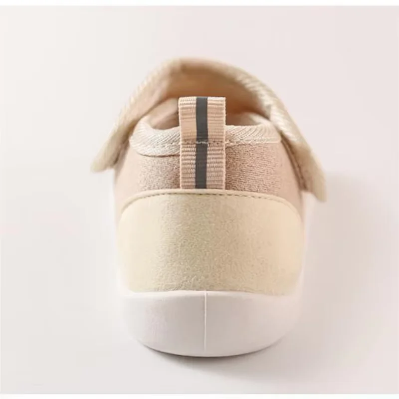 ฤดูหนาวฤดูใบไม้ร่วงเด็กวัยหัดเดินเด็ก Soft Sole Plush หลายสีรองเท้า Anti-Skid กลางแจ้ง Casual รองเท้าเด็กรองเท้าผ้าใบ