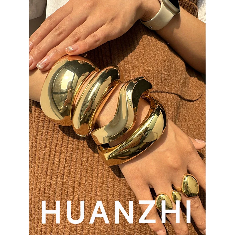 HUANZHI Fashionable Metal Geometric Smooth Wide Bracelets Exaggerated Gold Plated Unique Layered Bangle Chunky Jewelry For Women