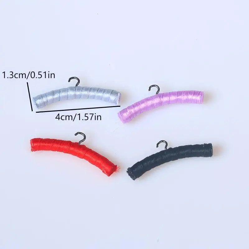 4Pcs Set of 1/12 Dollhouse Miniature Coat Hanger, Role-Play Toy, Micro Scene Photography Prop, Dollhouse Decorative Furniture