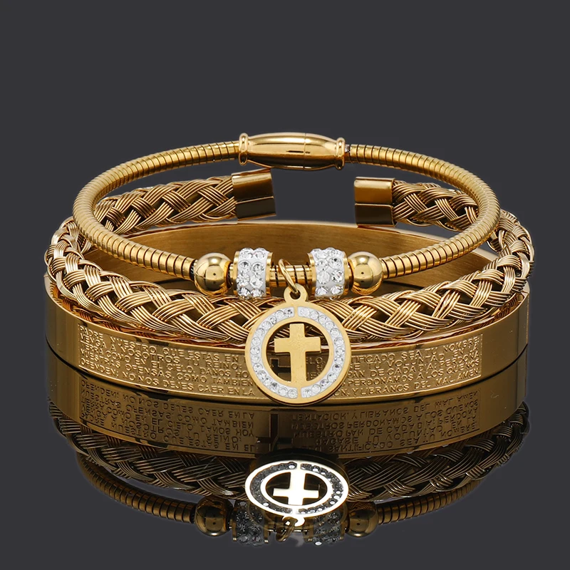 Deenden: Een luxe roestvrijstalen kruisarmband voor mannen die stijl en betekenis combineren