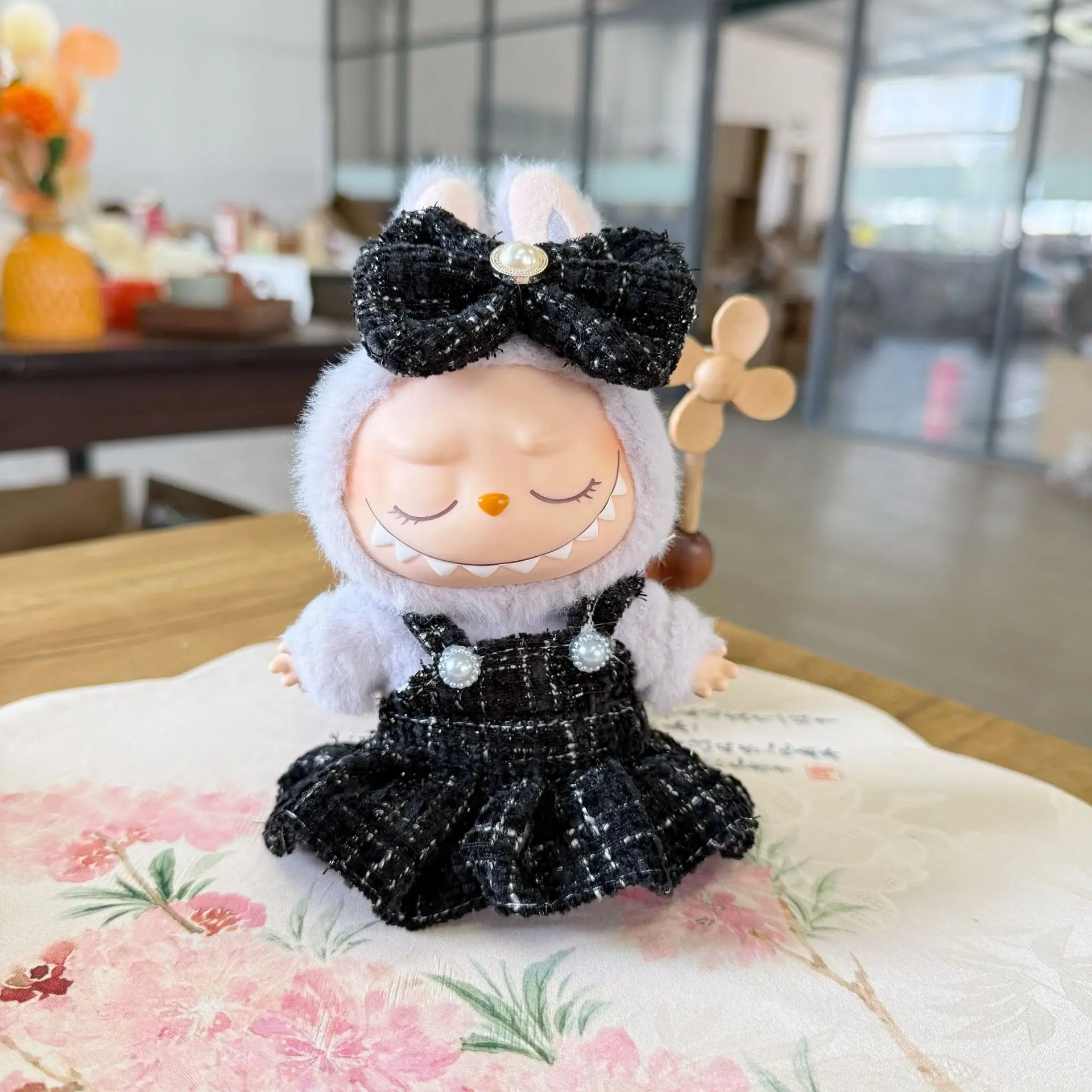 17cm Labubu Doll Clothes Outfit Akcesoria dla Korea Kpop Exo Labubu Idol V1 V2 Spódnica Odzież Prezent