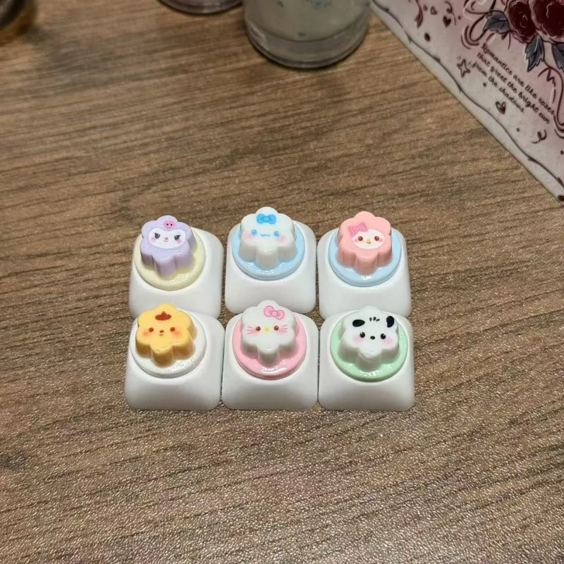 Mechanical keyboard pudding keycaps KT Sanrio creative personalized keycaps birthday gift customization height increase single